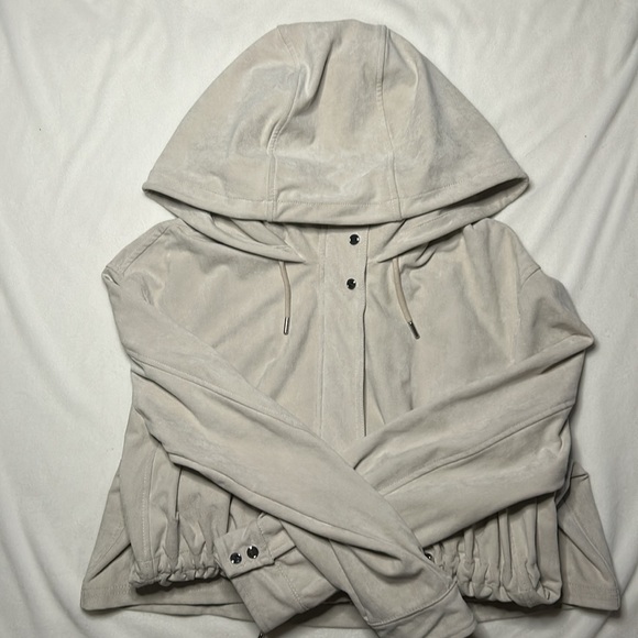 Zara jacket - size medium - beige - Picture 2 of 2